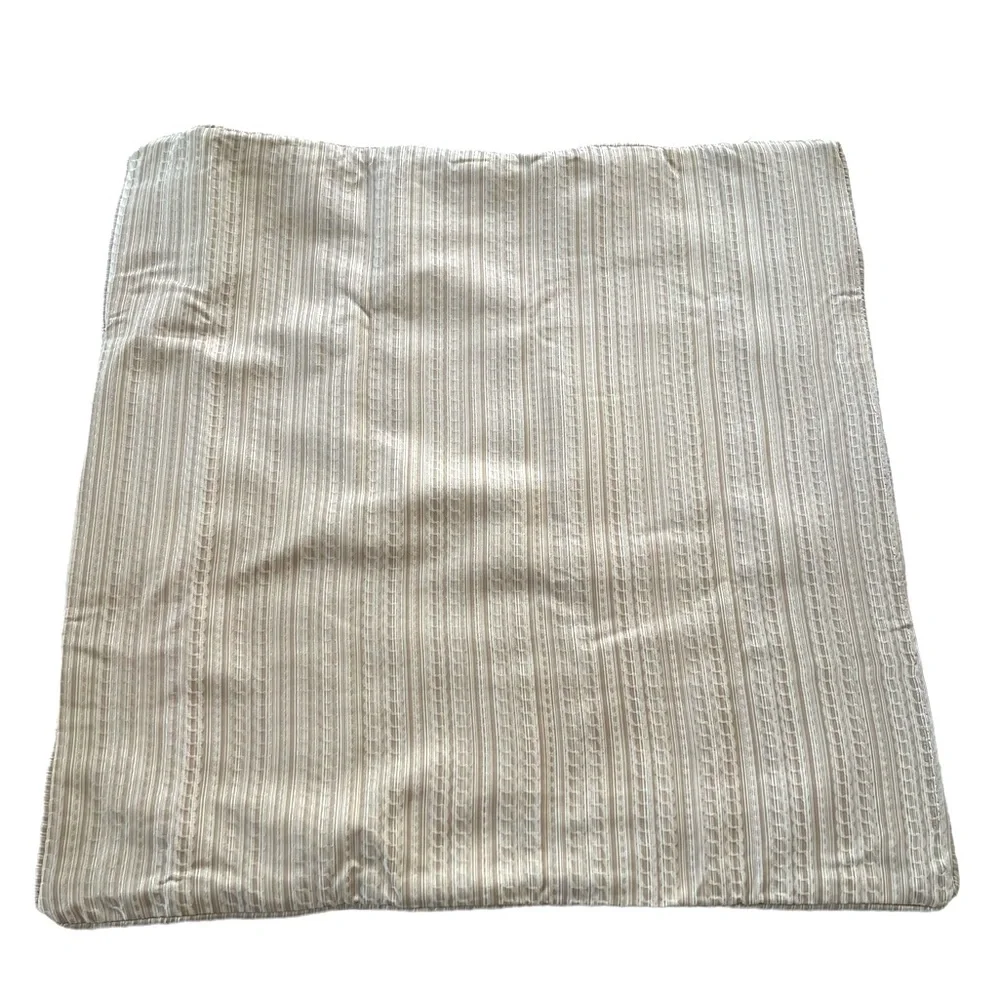 NIP J. Queen New York Wilmington Alabaster European Pillow Sham, 25” x 25